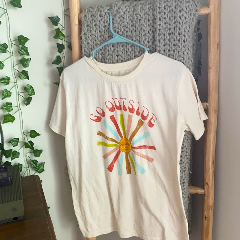 Graphic tee